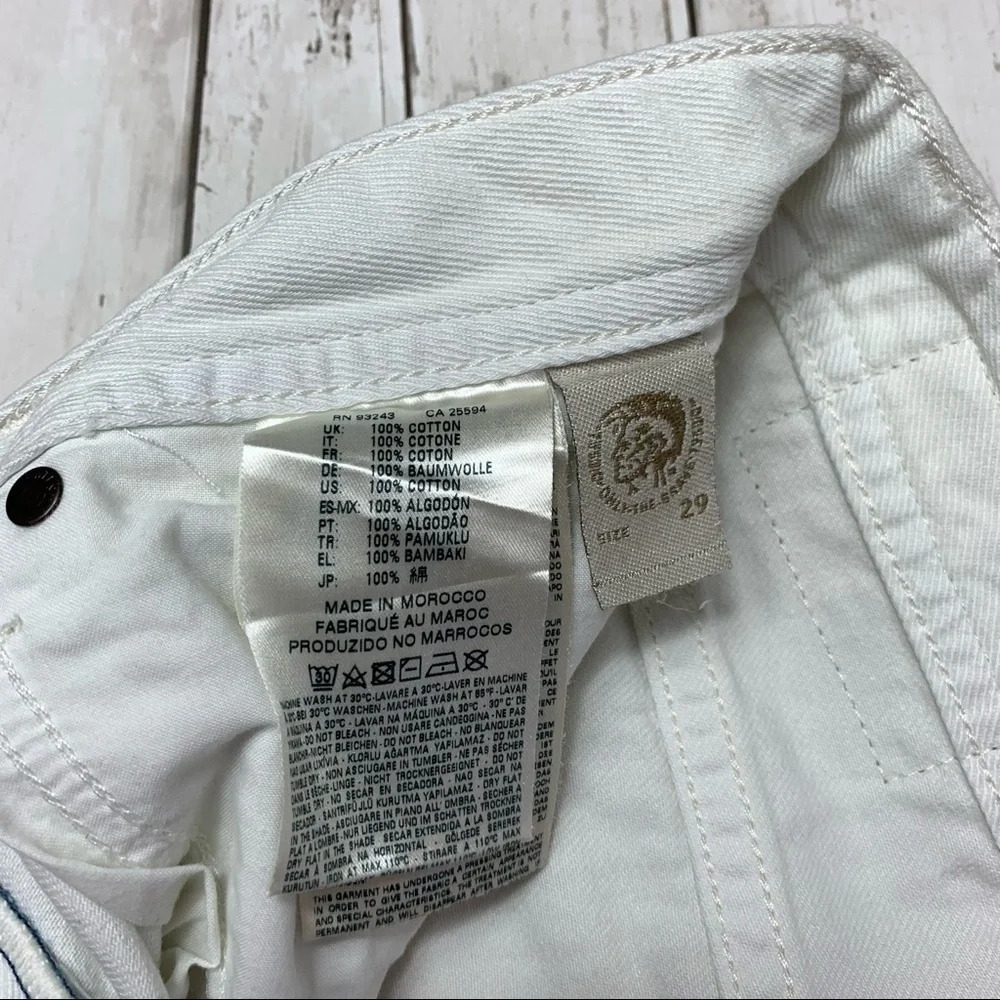 Diesel Bustler Regular Slim-Tapered - Picture 11 of 12